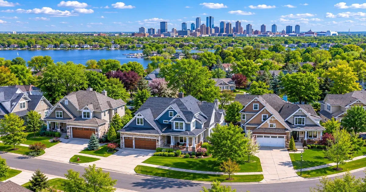 Siding replacement and residential construction in Minnesota